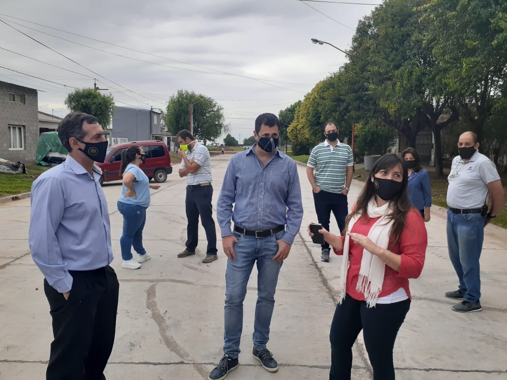foto nota habilitacion pavimento roldan